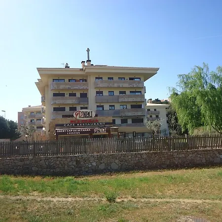 Avenida Fenals Apartament *