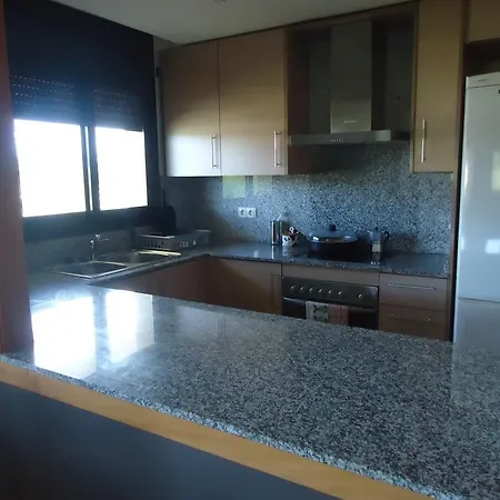 Avenida Fenals Apartament *
